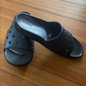 🐊NWOT Crocs slides🐊